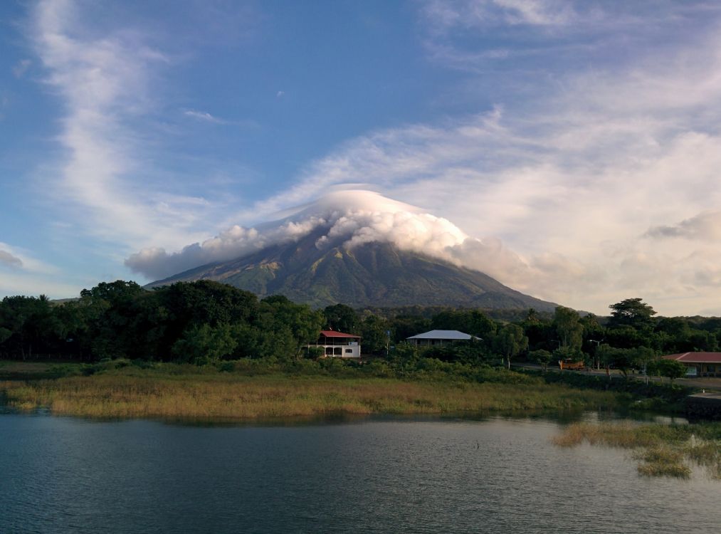 安装的风景, 高地, 成层, 火山的地貌, 天空 壁纸 3286x2432 允许