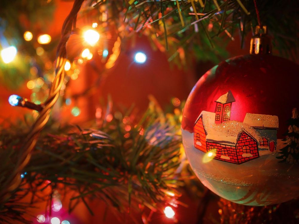 Nouvelle Année, Le Jour De Noël, Ancienne de la Nouvelle Année, Ornement de Noël, Décoration de Noël. Wallpaper in 2048x1536 Resolution