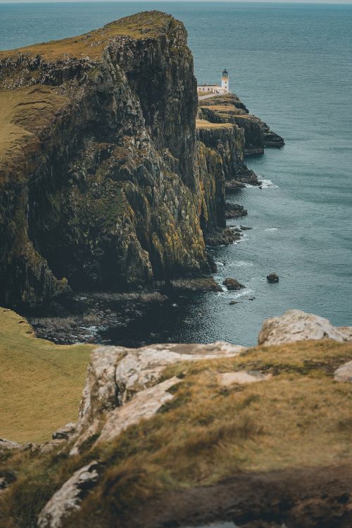 Peninsula, Neist Point Lighthouse, body of water, coastal and oceanic landforms, klippe