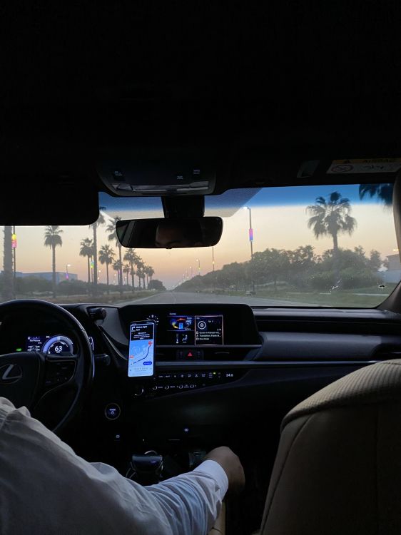 Familienauto, König, Lenkung Teil, Kfz-Spiegel, Transport. Wallpaper in 1536x2048 Resolution