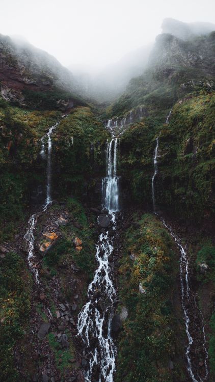 Cascade, Eau, Les Ressources en Eau, Paysage Naturel, Brouillard. Wallpaper in 3749x6660 Resolution