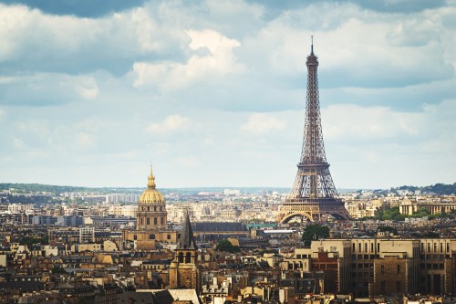 Image aerial view of city buildings during daytime