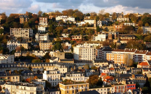 Image aerial view of city buildings during daytime