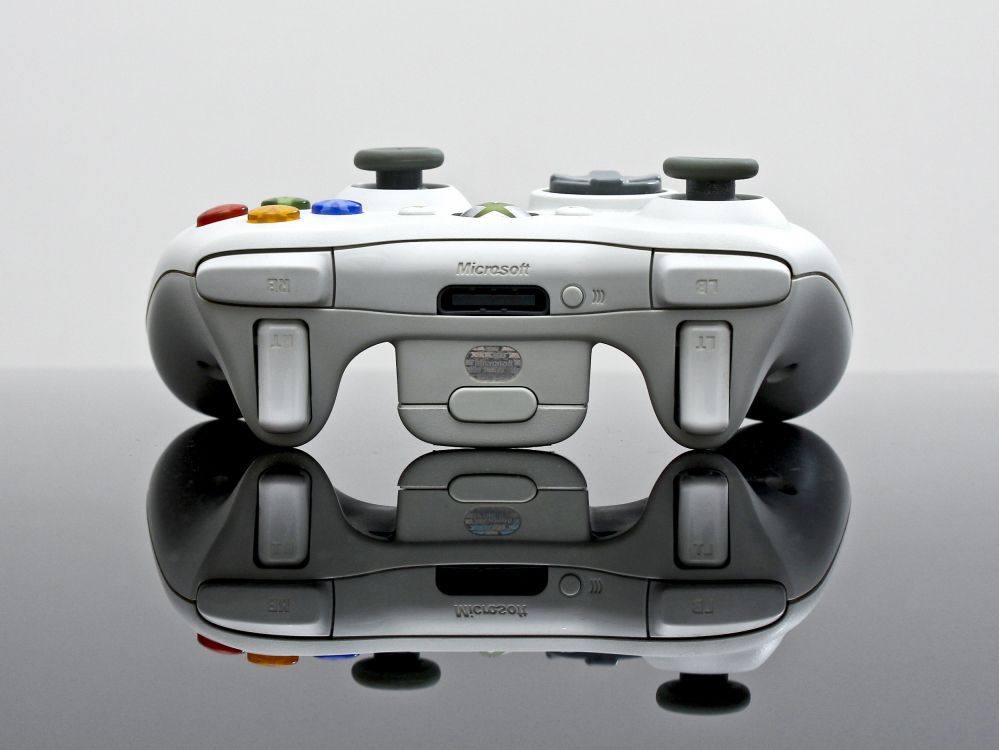 Xbox 360, Xbox, Schwarz, Auto, Technologie. Wallpaper in 2498x1875 Resolution