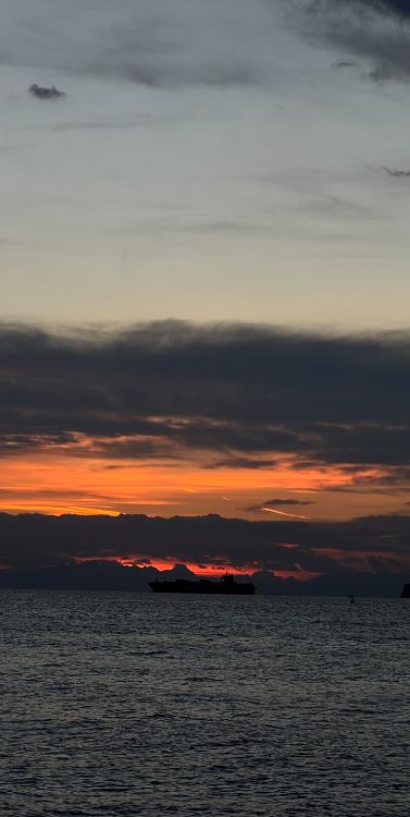 water, cloud, atmosphere, afterglow, dusk