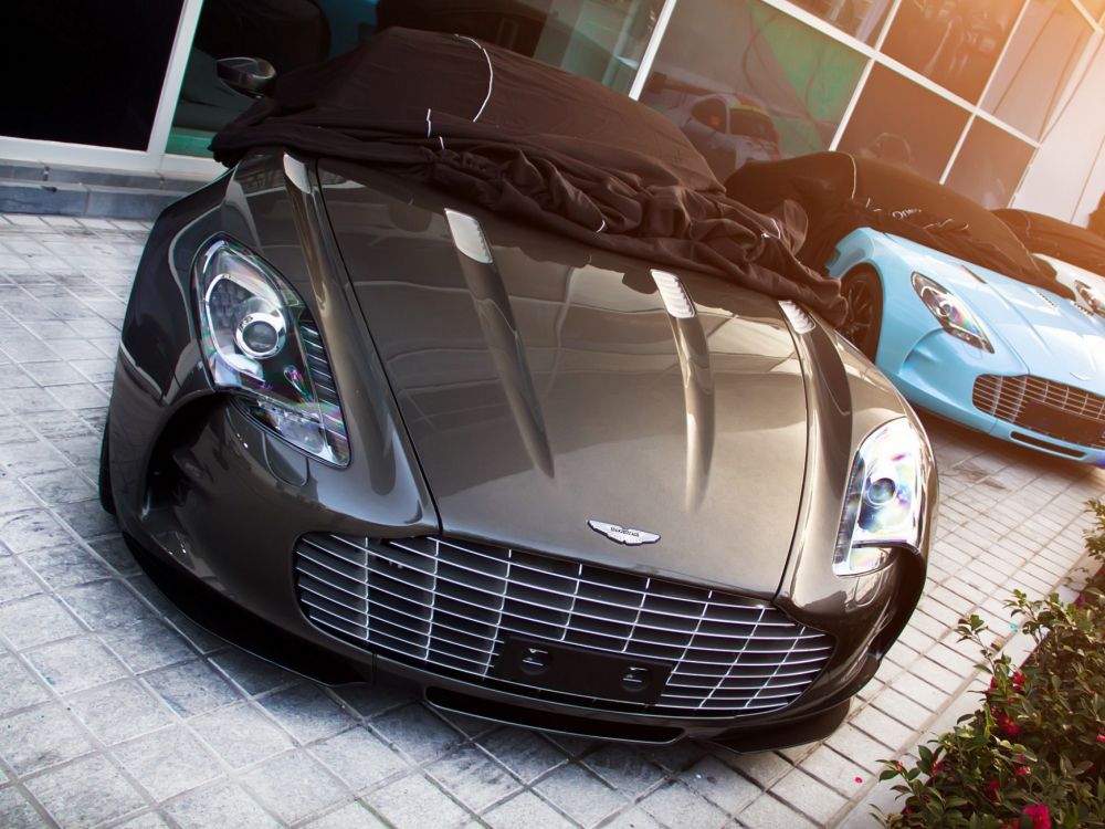 Mercedes Benz Clase c Blanco. Wallpaper in 2048x1536 Resolution