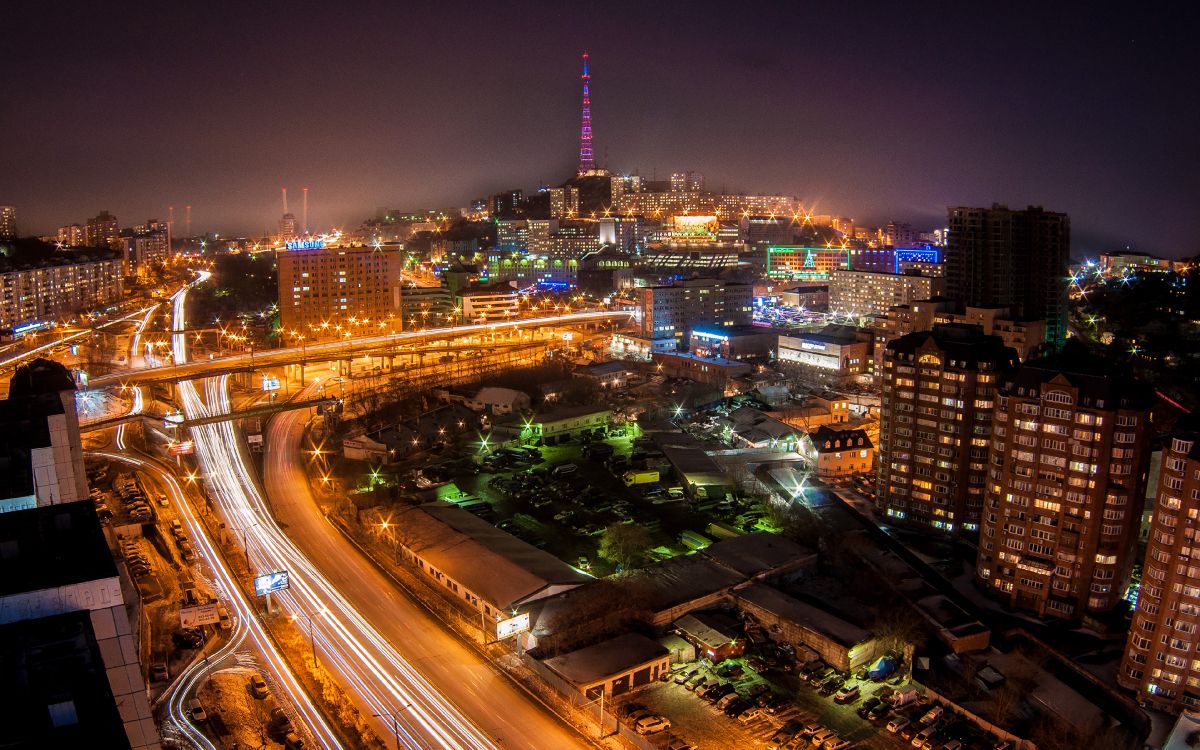 Stadtgebäude Während Der Nacht. Wallpaper in 3840x2400 Resolution