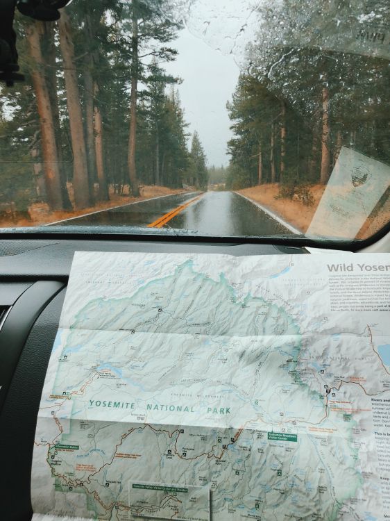 Kalifornien, USA, Yosemite Valley, Windschutzscheibe, Car. Wallpaper in 3024x4032 Resolution