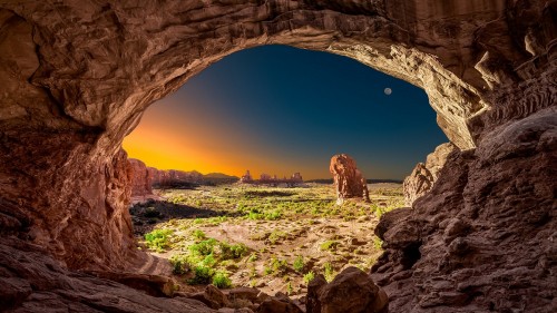 Image brown rock formation under blue sky during daytime