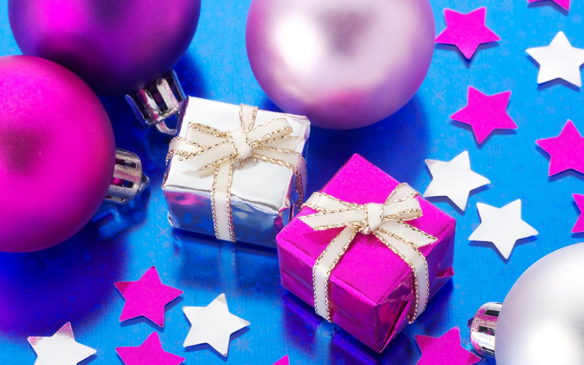 Cadeau, Le Jour De Noël, Jouet Ballon, Nouvelle Année, Purple. Wallpaper in 3840x2400 Resolution