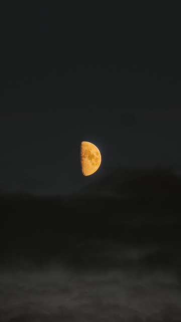 Image full moon in the sky