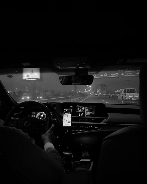 Lumière, Roi, Miroir Automobile, Verre, Rétroviseur. Wallpaper in 3024x3779 Resolution