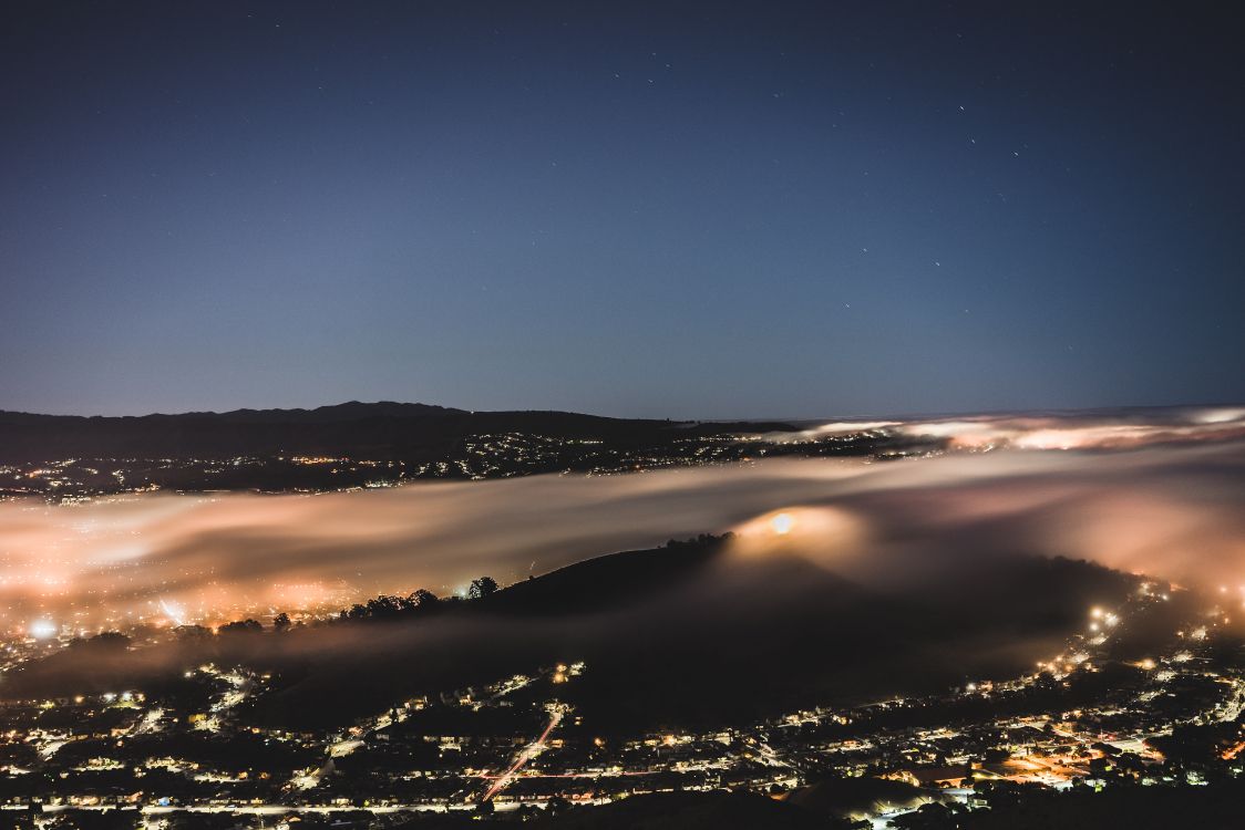 Luftaufnahme Der Stadt Bei Nacht Night. Wallpaper in 5500x3667 Resolution