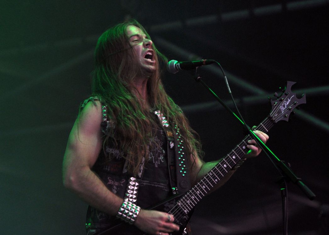 Gesang, Bass, Rockkonzert, Musiker, Leistung. Wallpaper in 1953x1400 Resolution