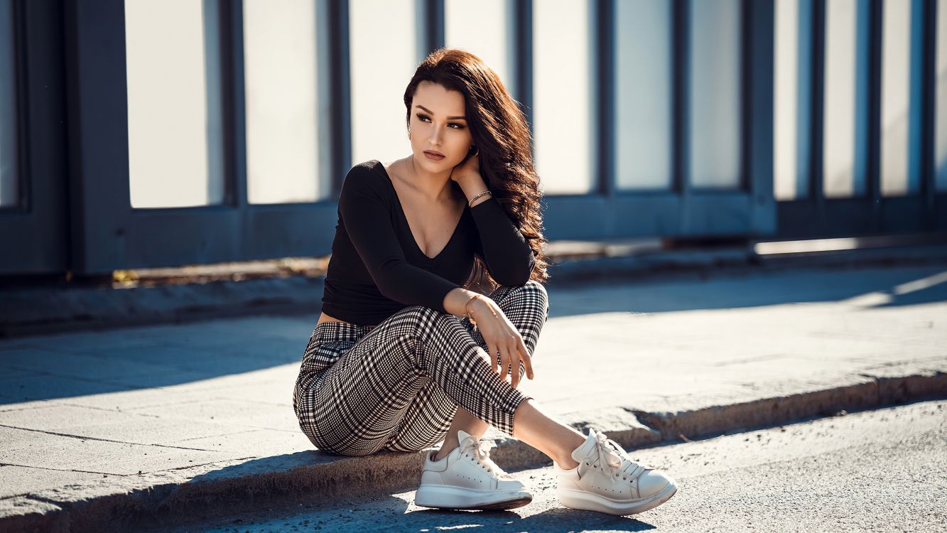 Kleid, Taylor Swift, Menschlichen Bein, Oberbekleidung, Street Fashion. Wallpaper in 3840x2160 Resolution