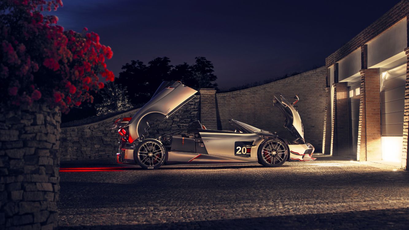 Pagani Huayra, Voiture de Luxe, Pagani, Cadillac XTS, Supercar. Wallpaper in 5120x2880 Resolution