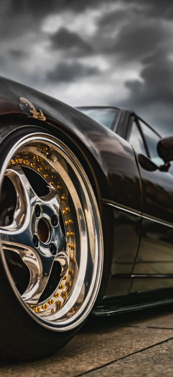 Roue de Voiture, Roue, Pneu, RIM, Voiture de Luxe. Wallpaper in 2160x4680 Resolution