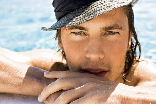 Image Taylor Kitsch, actor, face, forehead, sun tanning