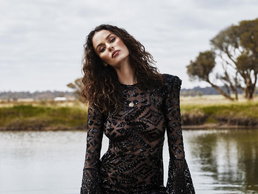 Nicole Trunfio, model, supermodel, hair, black