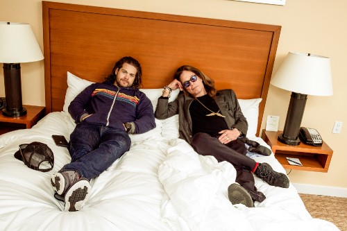 Image Ozzy Osbourne, Jack Osbourne, Ozzy Jacks World Detour, Black Sabbath, room