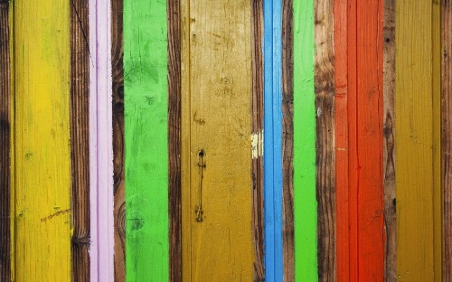 Image green yellow and red wooden wall