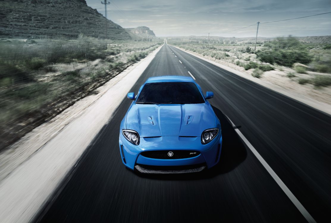 BMW m 3 Azul en la Carretera Durante el Día. Wallpaper in 10799x7274 Resolution