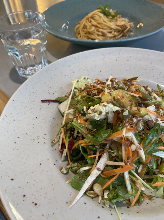 la Comida Vegetariana, Pad Thai, Cocina Vegetariana, Cocina Tailandesa, Ensalada. Wallpaper in 1536x2048 Resolution