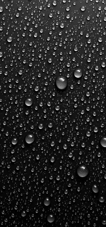 Wassertropfen Auf Schwarzer Oberfläche. Wallpaper in 1080x2310 Resolution