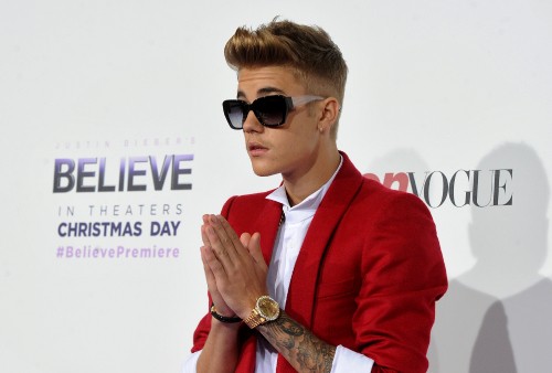 Image justin bieber, eyewear, sunglasses, cool, suit