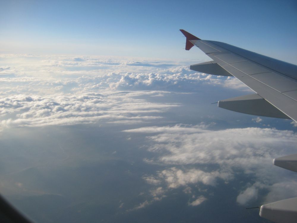 Nuages Blancs Sur Des Nuages Blancs Pendant la Journée. Wallpaper in 2048x1536 Resolution