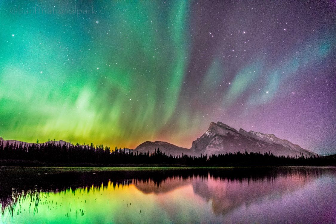 Banff, Aurora, Nature, Paysage Naturel, Green. Wallpaper in 6000x4000 Resolution