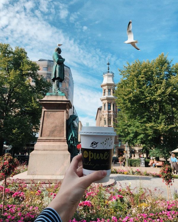 Estatua, Turismo, Ave, Arbusto, Escultura. Wallpaper in 900x1125 Resolution