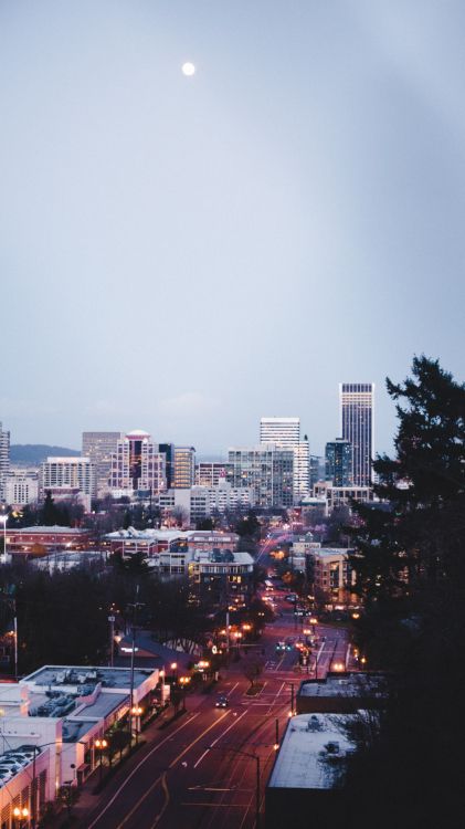 Soundcloud, Bâtiment, Gratte-ciel, Lumière, Infrastructure. Wallpaper in 1080x1920 Resolution