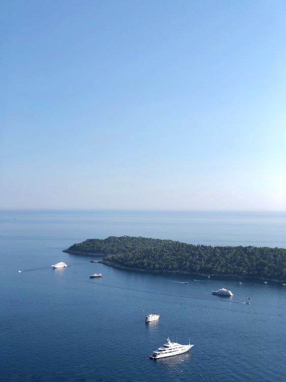 Mer, Gorge de Qutang, Eau, Corps de L'eau, Motomarine. Wallpaper in 3024x4032 Resolution