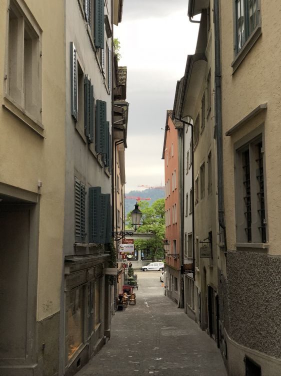 Calle Estrecho de la Valeta, Calle Estrecha, Atracción Turística, Bugibba, Canal - el Bar de la Ciudad. Wallpaper in 1536x2048 Resolution