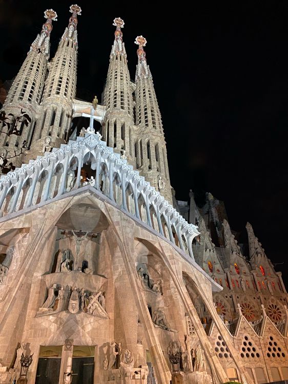 Kostenlose Hintergrundbilder Barcelona Spanien Wahrzeichen Mittelalterliche Architektur Kathedrale Bilder Fur Ihren Desktop Und Fotos