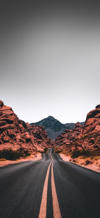 Viaje Por Carretera, Carretera, Viaje, Ecorregión, Paisaje Natural. Wallpaper in 1284x2778 Resolution