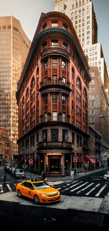 Delmonicos, Car, Gebäude, Tire, Tageszeit. Wallpaper in 1422x3000 Resolution